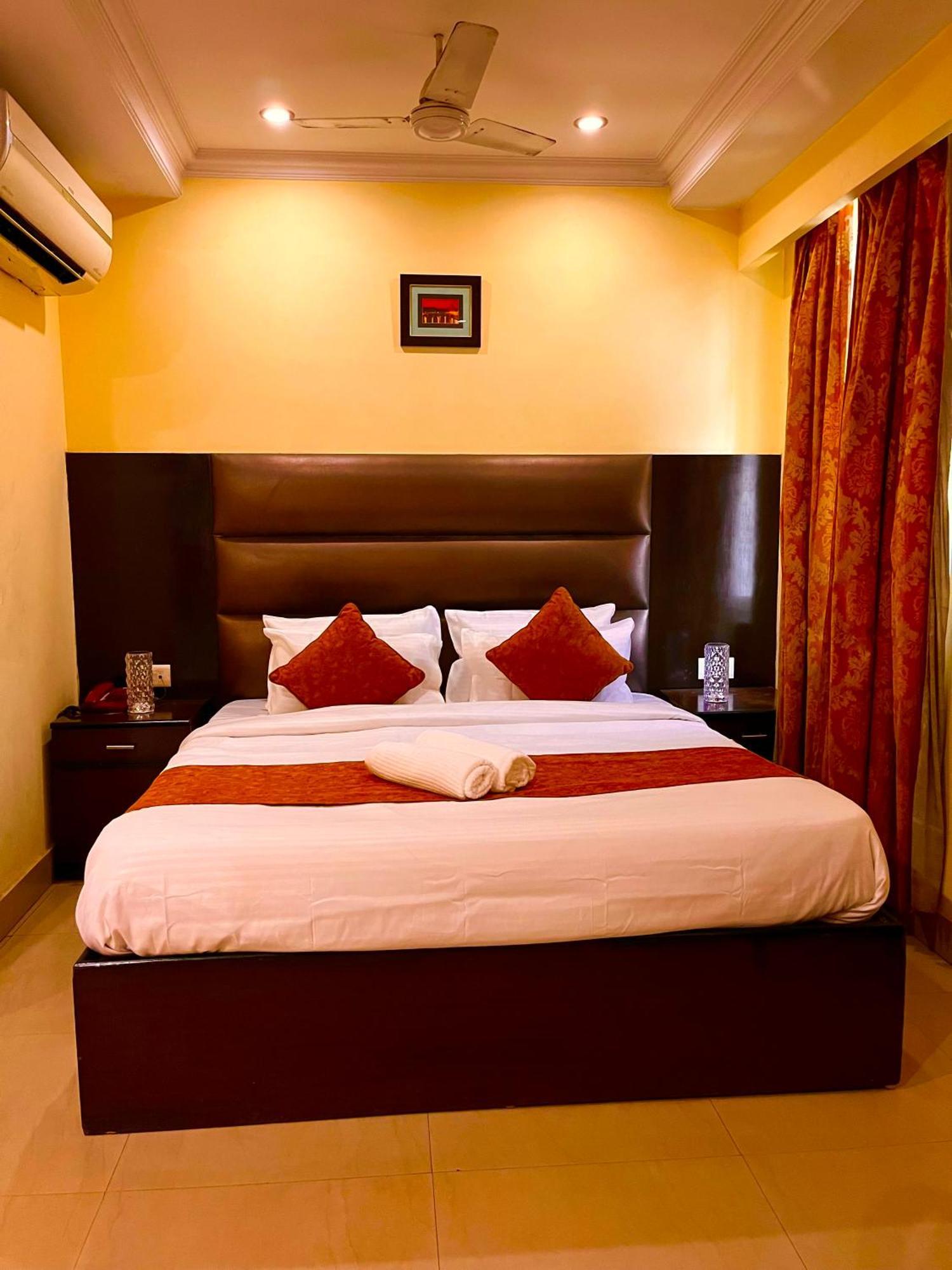 Palki Cafe & Stay Ludhiana Ngoại thất bức ảnh